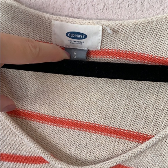 Old navy sweater - Picture 2 of 2